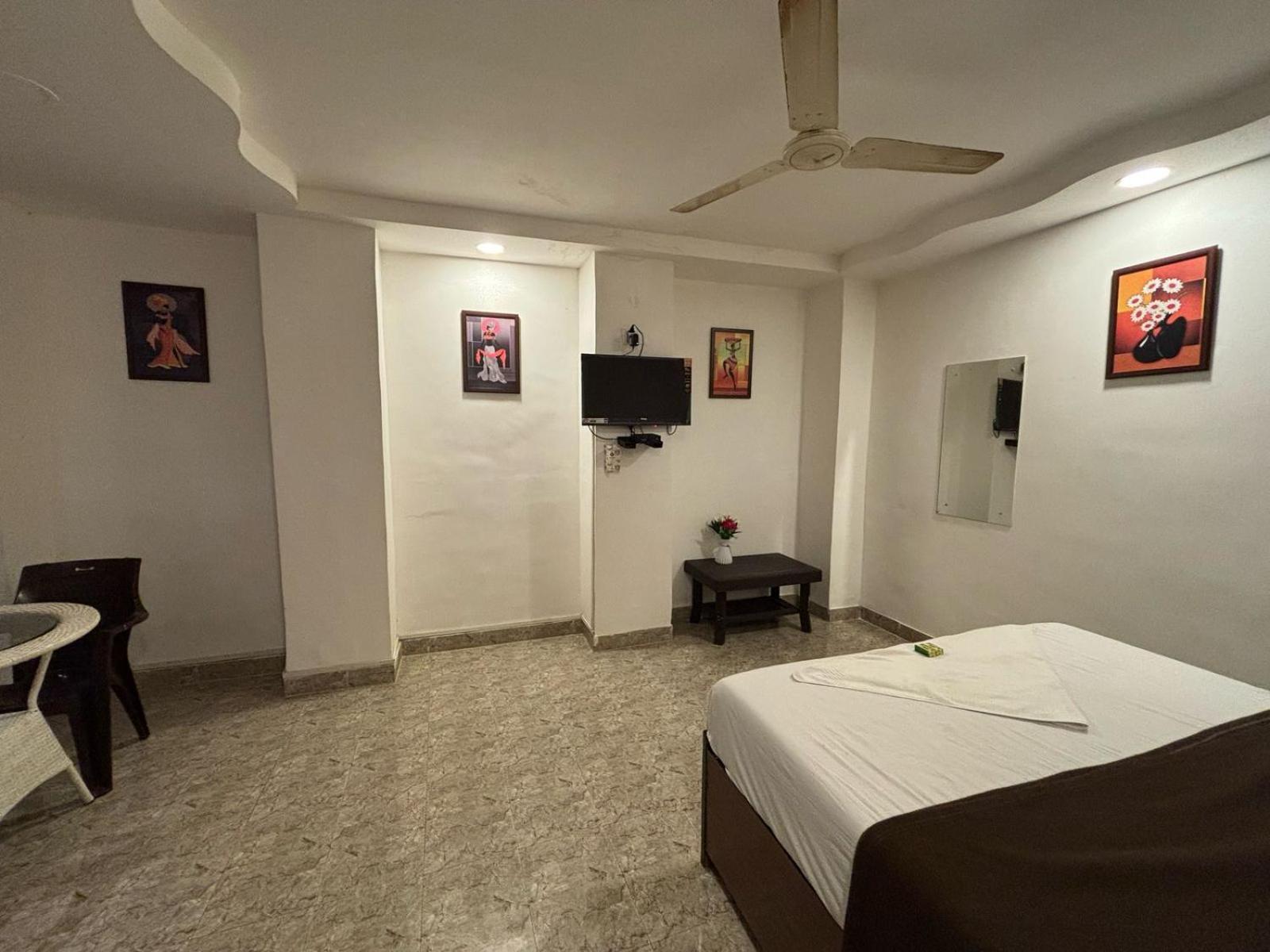 Rockdale Hotel & Resort Mira-Bhayandar Экстерьер фото