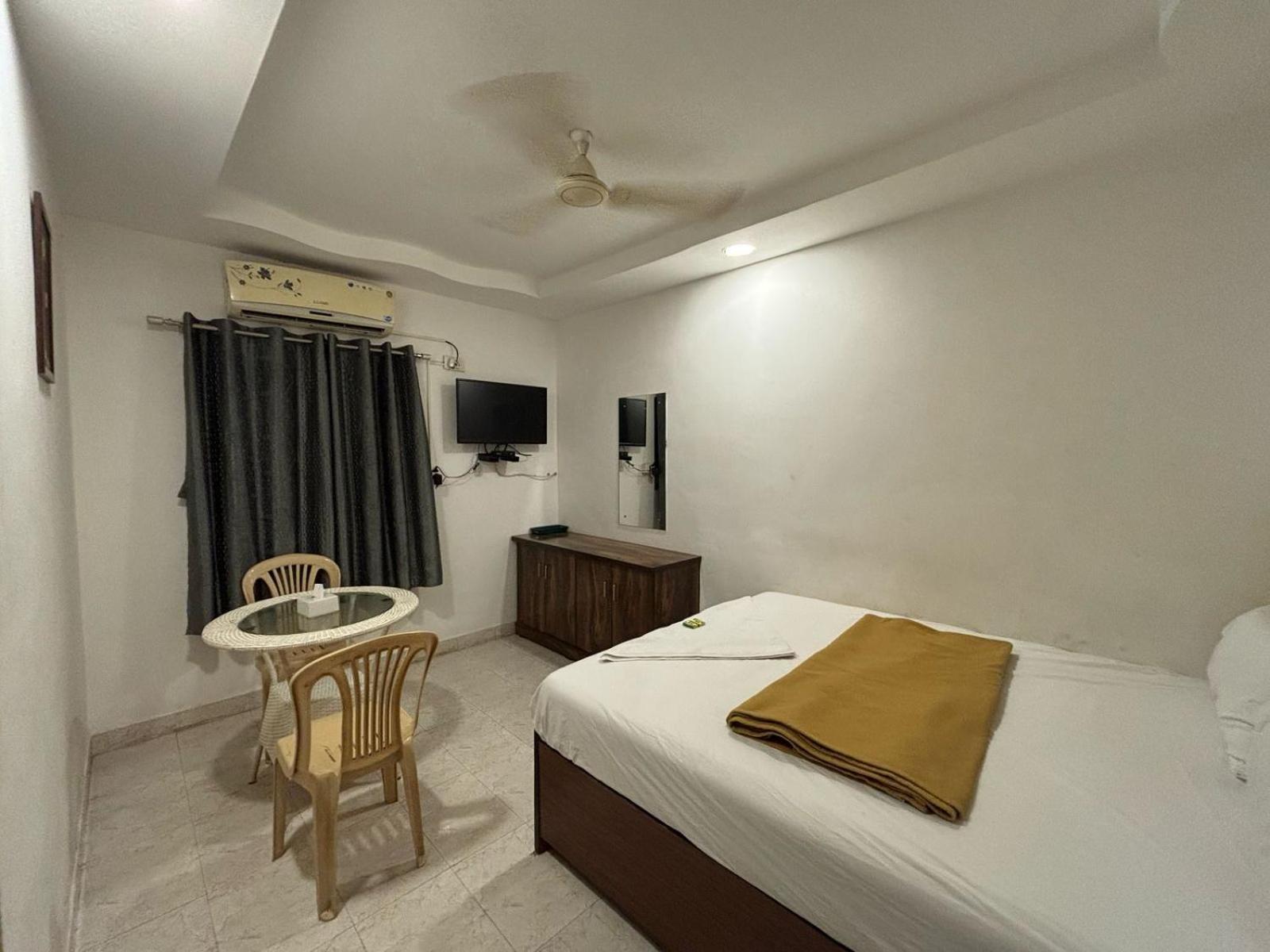 Rockdale Hotel & Resort Mira-Bhayandar Экстерьер фото