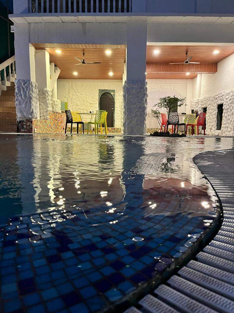 Rockdale Hotel & Resort Mira-Bhayandar Экстерьер фото