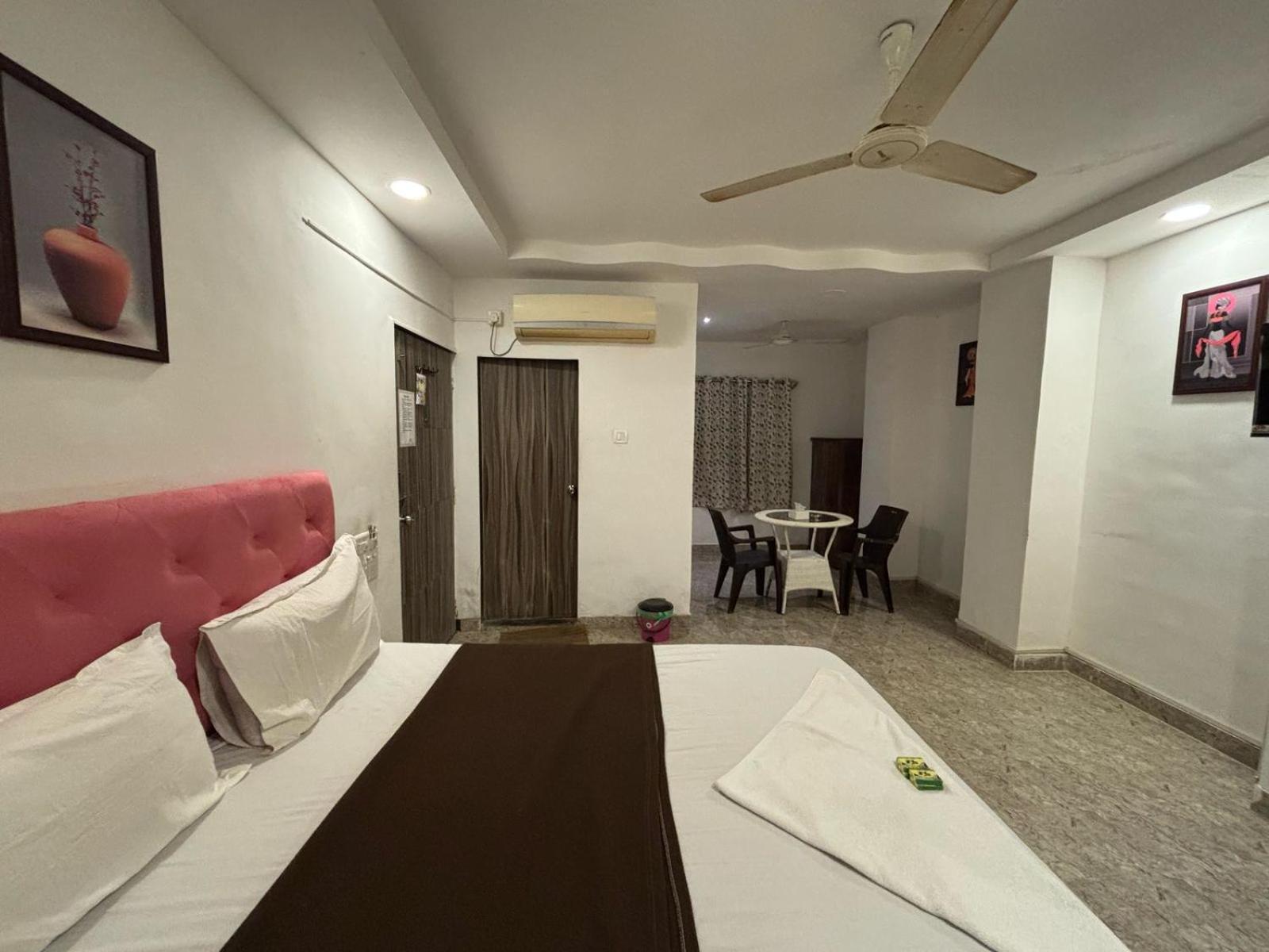 Rockdale Hotel & Resort Mira-Bhayandar Экстерьер фото